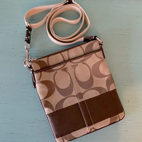 Coach Signature C Crossbody